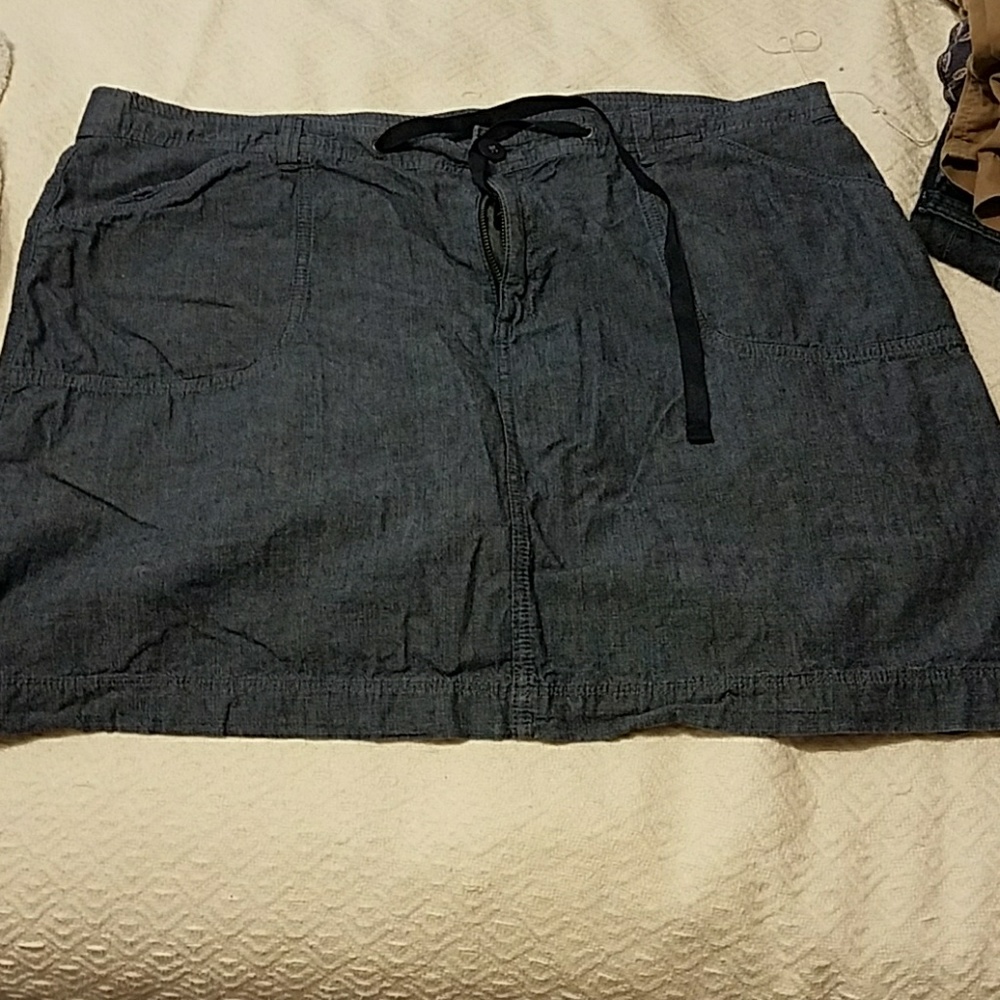 White stag Denim skort size 18